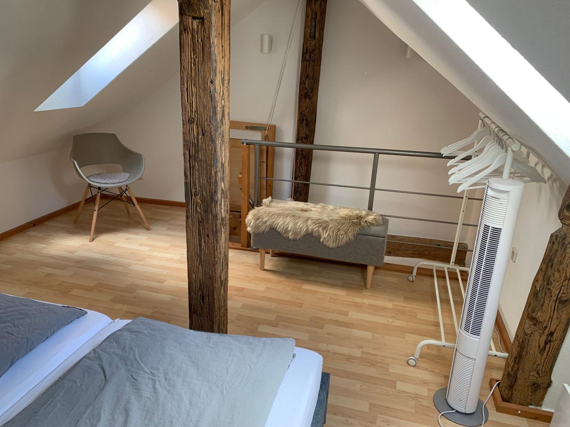 Zentrale Altbauwohnung Mit Flair Σβέμπις Χαλ Εξωτερικό φωτογραφία